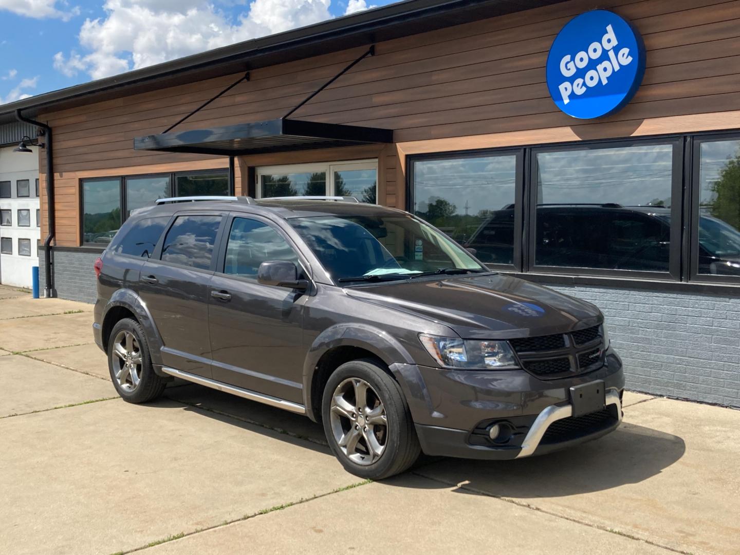 2016 Grnite Met. Dodge Journey Crossroad AWD (3C4PDDGG0GT) with an 3.6L V6 DOHC 24V engine, 6A transmission, located at 1800 South Ihm Blvd, Freeport, IL, 61032, (815) 232-5543, 42.278645, -89.607994 - Journey Crossroad 4D SUV AWD - Photo#0